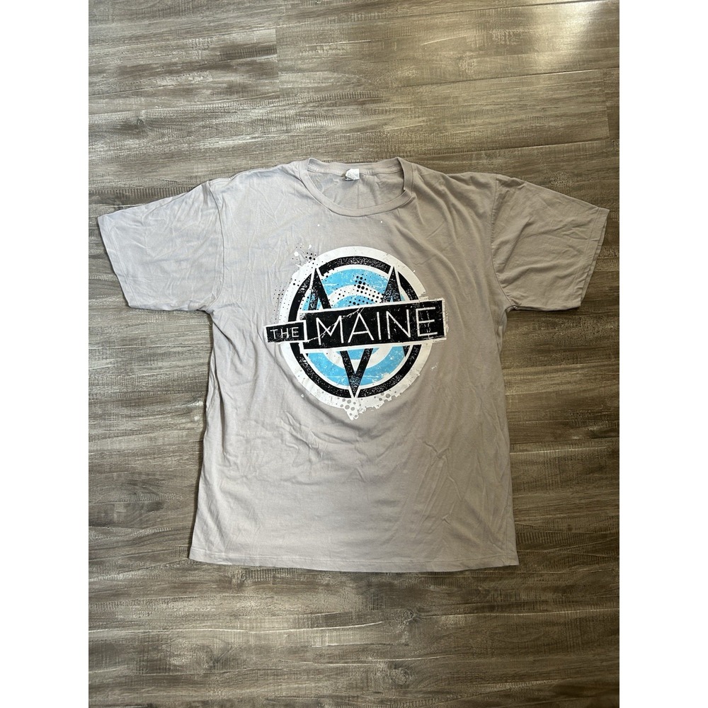 The Maine Band T-Shirt Size XL Retro 2010s Grey Pop Rock Emo